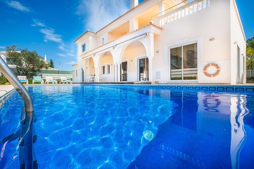 Villa Coute Real in Quarteira