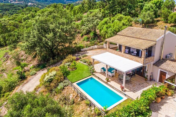 3 bedrooms - Villa Antinoti in Ionian Islands (Corfu)