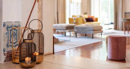 Manor House in Azeit o