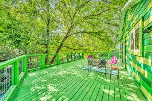 Terrace/patio - Sky-High Treehouse - East Austin (Austin)