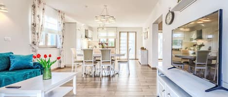 Furniture, Interior Design, Flooring, Ceiling, Couch, Home, Floor, Lighting, Table, Living Room