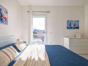 2 chambres, lit parapluie