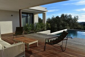 Outdoor pool - Casa "A Petra" villa with swimming pool South Corsica 4 km from Pianotolli (Monacia-d'Aullène)