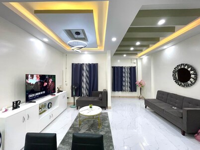 2 Storey House w/3 bedroom AC, Living room,dining,kitchen w/ AC & WiFi in Butuan