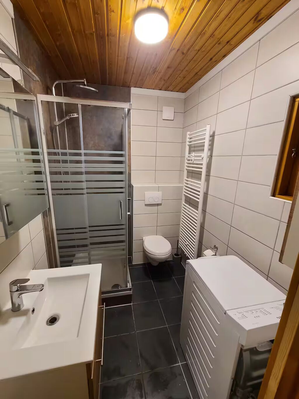 Dusche, Toilettenpapier