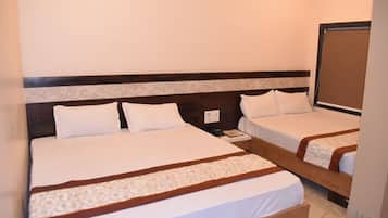 Double or Twin Room, City View | Free WiFi