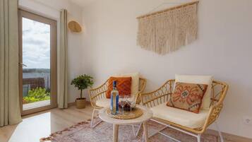 Studio, Hill View | Living area