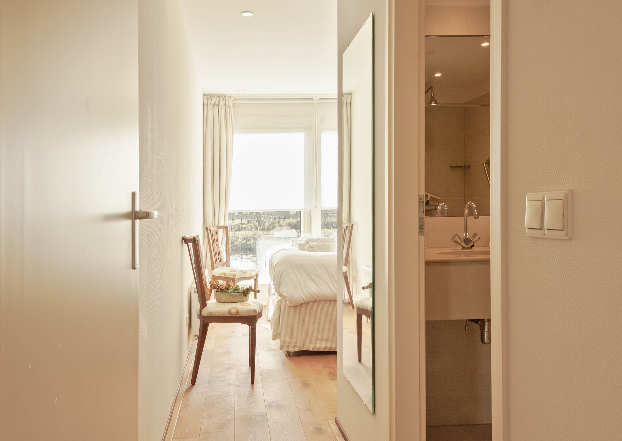 Schlafzimmer (2)