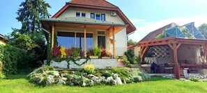 Exterior - Harmony of romance and nature for two, in a double bedroom (Miskolc)