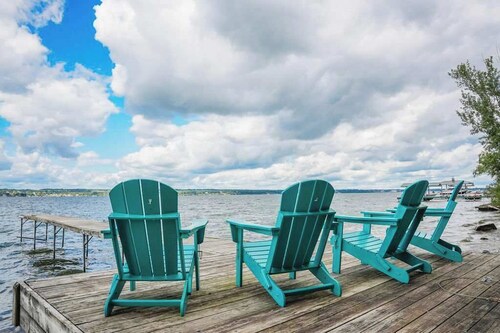 Waterside Leisure Lakefront, Hot Tub & Game Room