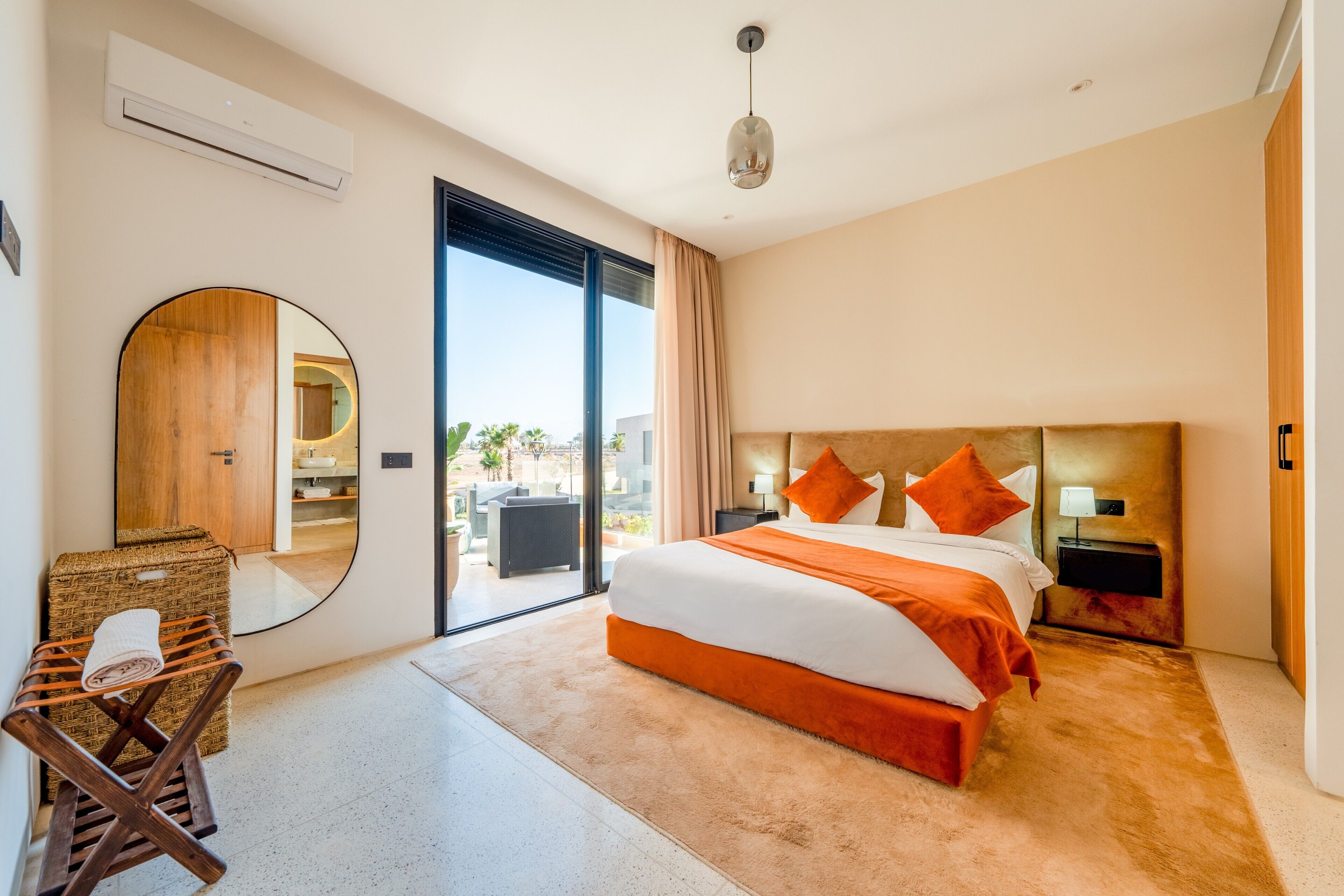 4 Schlafzimmer, Zimmersafe, Bügeleisen/Bügelbrett, Reisekinderbett