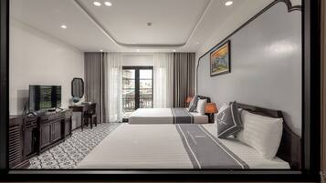 Deluxe Shared Dormitory, Balcony