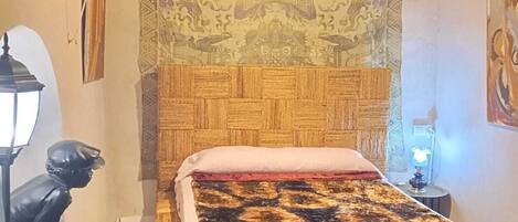 4 bedrooms, WiFi, bed sheets