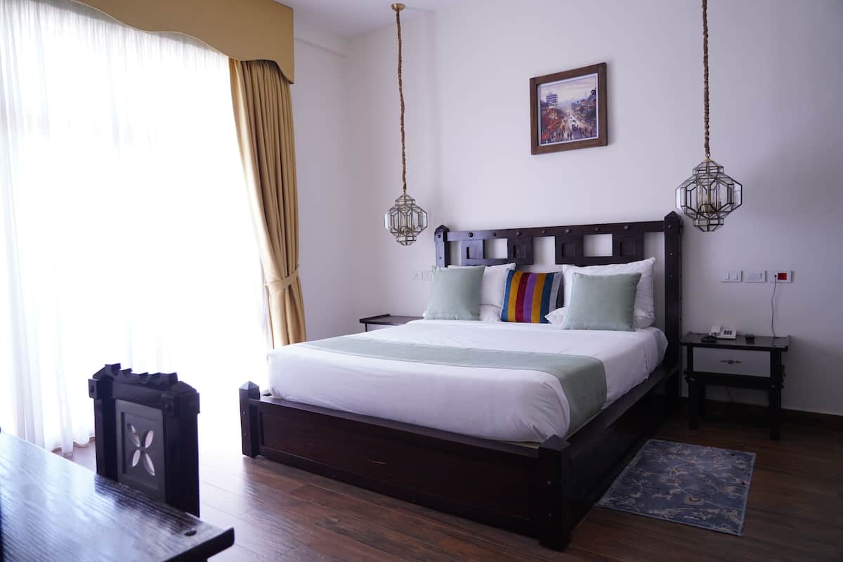 Standard Single Room, Lake View | Peti besi dalam bilik, langsir/tirai gelap terus