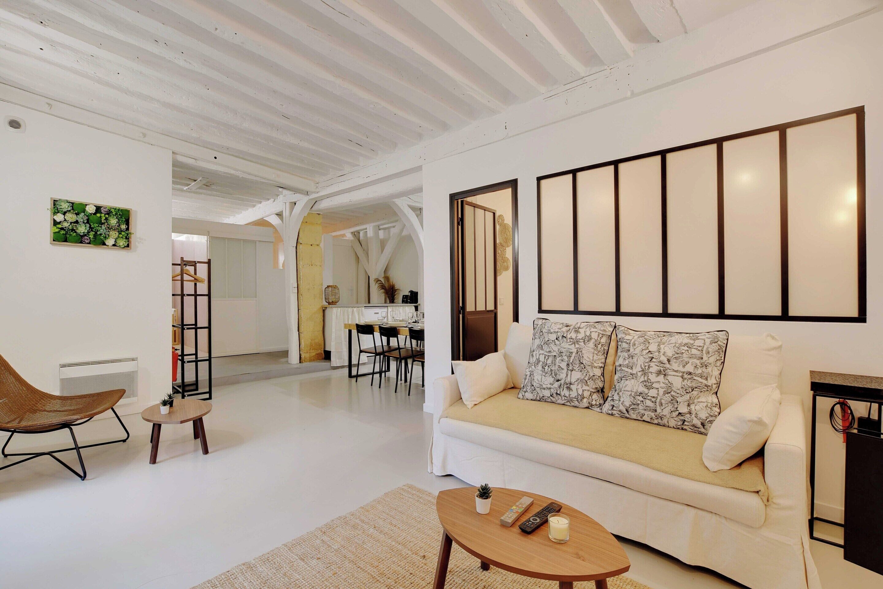 Apartment | Living area