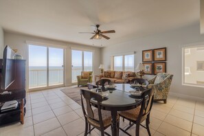 تناول الطعام