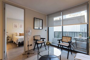 1 bedroom, WiFi, bed sheets - Discover the city Ideal for 3 people (Santiago)
