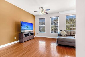 Älytelevisio, työhuone