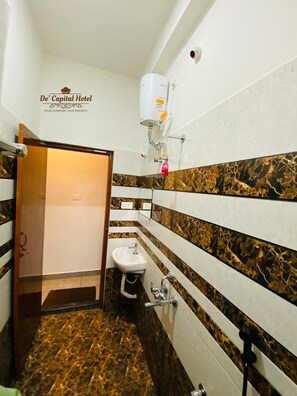 Bathroom - De Capital Hotel (Vanur)