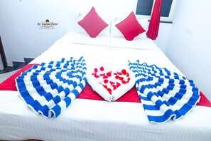 华丽双人房 | 高档床上用品、特色家居、折叠床/加床(额外收费)、免费 WiFi