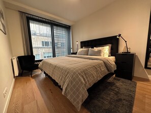 1 soverom, strykejern/-brett, reiseseng for barn og wi-fi