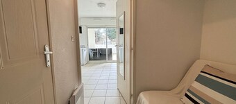 Charming studio for 4 by the sea