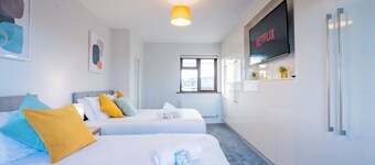 City Centre House With Parking