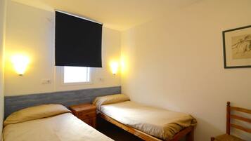 2 bedrooms, iron/ironing board