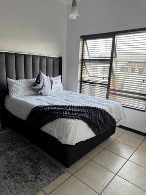 Apartment, 2 Bedrooms, Smoking, Balcony | 2 bedrooms