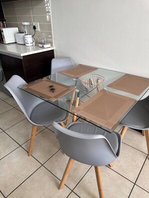 Apartment, 2 Bedrooms, Smoking, Balcony | Dining - Intimate Home Away From Home (Johannesburg)