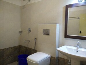 Cortinas blackout y sistema de insonorización 