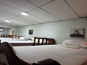 Tabla de planchar con plancha y wifi gratis