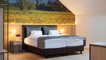 Attika Suite | 1 bedroom, hypo-allergenic bedding, minibar, in-room safe