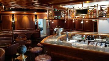 Bar (in der Unterkunft)