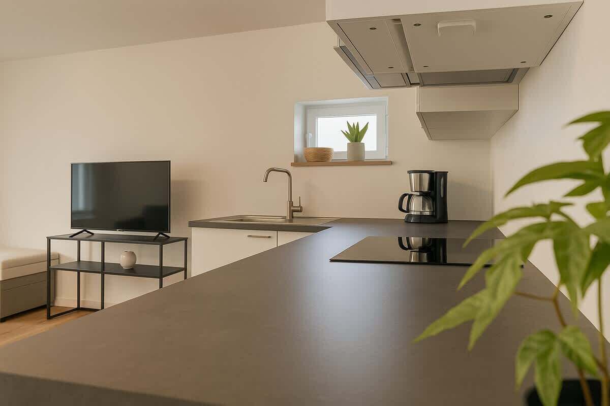 Cookware/dishes/utensils