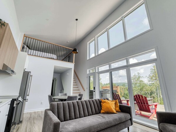 Tv, pejs, stereoanlæg