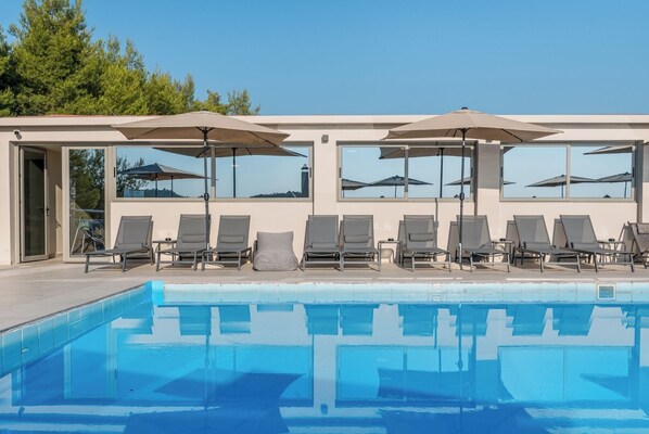 Sundeck