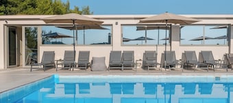 Arya Hotel