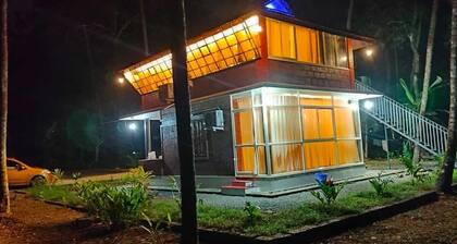 Makam Holiday Home