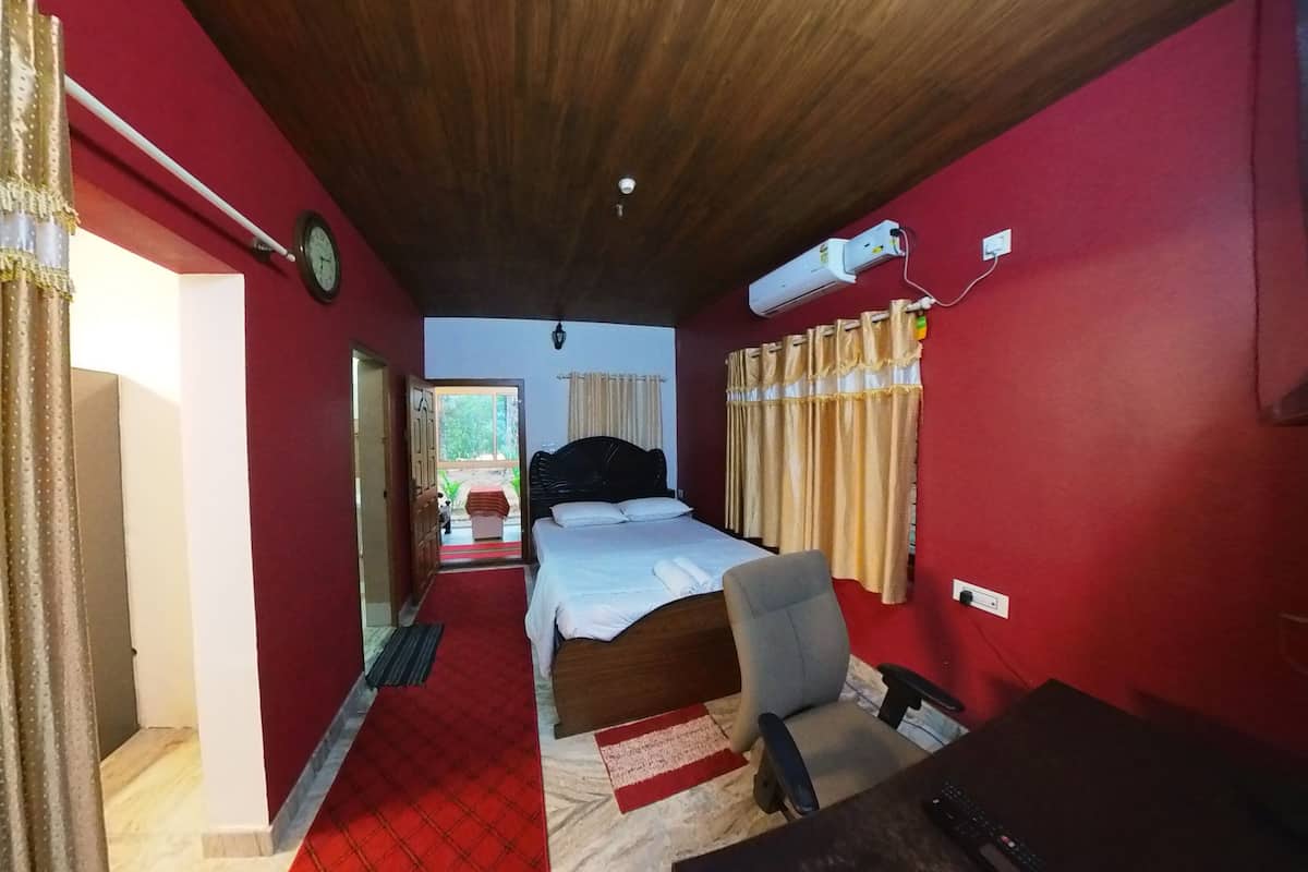Family Double Room, River View | 1 bilik tidur, ruang kerja komputer riba, seterika/papan seterika