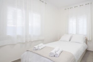 2 sovrum, strykjärn/strykbräda, wi-fi och sängkläder