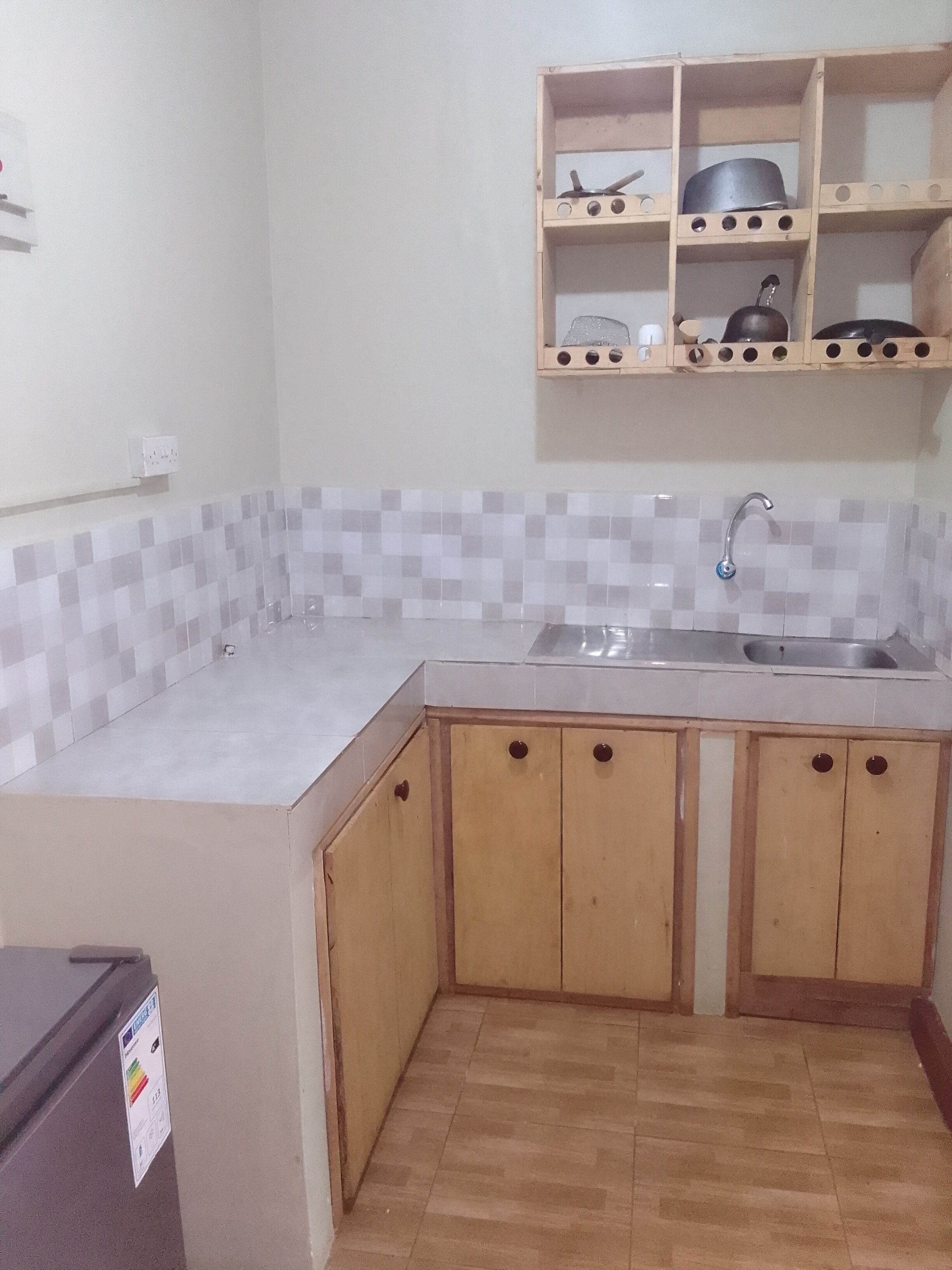 Mini-fridge, cookware/dishes/utensils