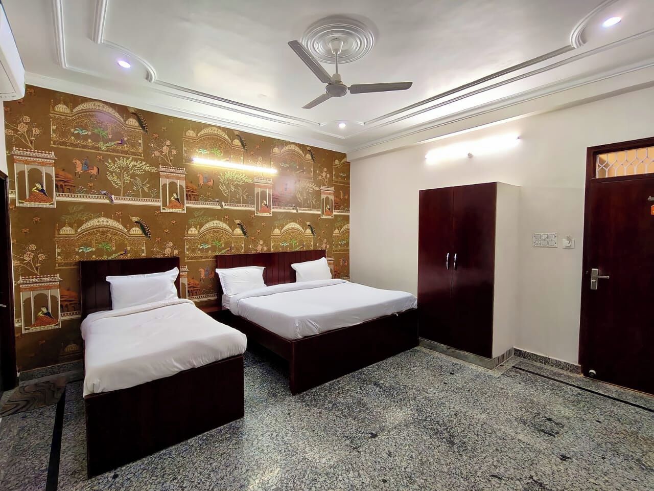 Superior Double or Twin Room, Balcony, City View