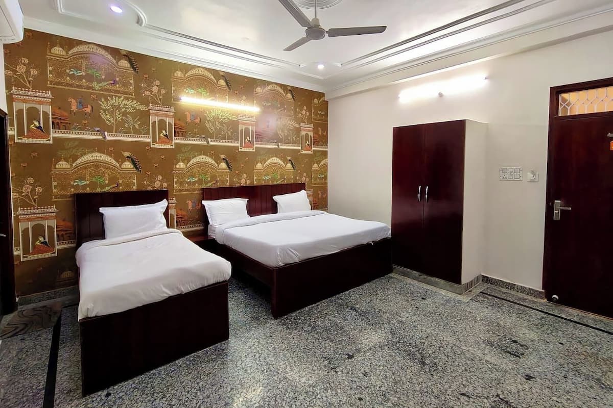 高级双人房或双床房, 阳台, 城市景观