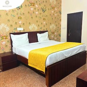 Superior Double or Twin Room, Balcony, City View - The Manthan Stays (Vrindavan)