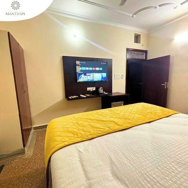 Room - The Manthan Stays (Vrindavan)