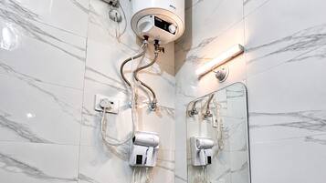 Superior Double or Twin Room, Balcony, City View | Bathroom | Slippers