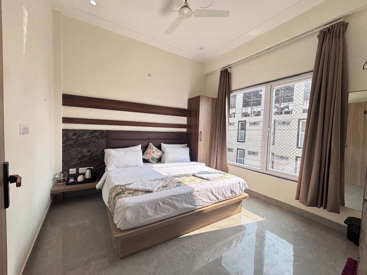 Deluxe Double or Twin Room, Balcony, City View