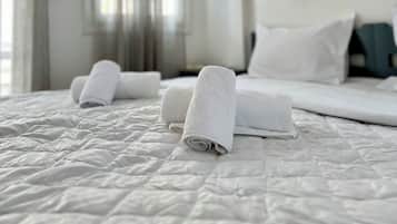 Standard Double Room, City View | Soundproofing, free WiFi