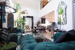 Interior - Stunning comfort and artistic, boutique stay (Auckland)